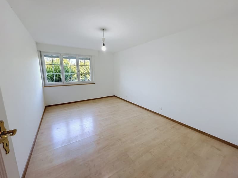 Charmant appartement avec terrasse et jardin (6)