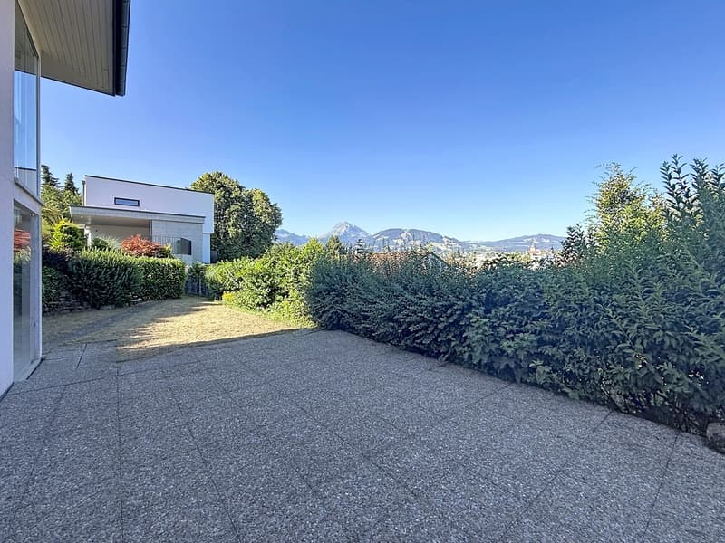 Charmant appartement avec terrasse et jardin (2)