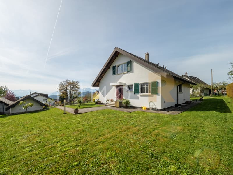 Maison individuelle avec vue Alpes sur parcelle de 800 m² (1)