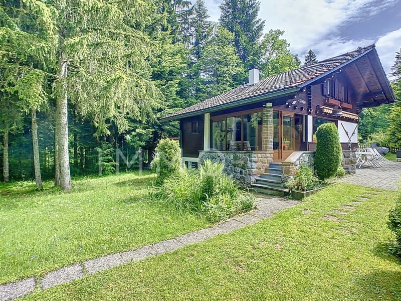 Joli chalet individuel dans un cadre idyllique (2)