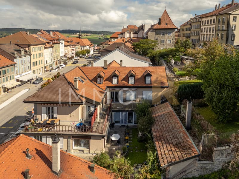 Opportunité unique au coeur de Romont lmmeuble mixte à vendre (2)