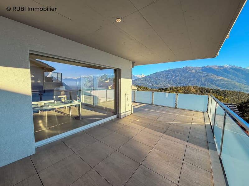 Splendide appartement de standing avec vue panoramique sur les montagnes et la Vallée (11)