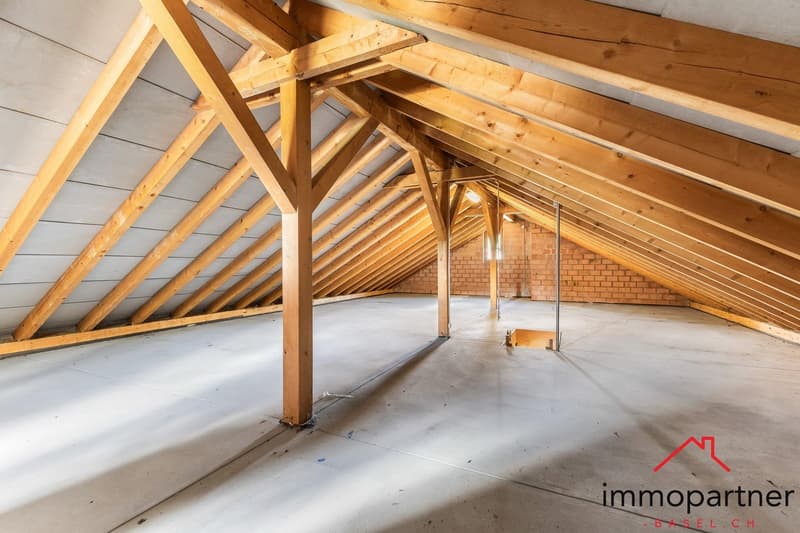 Freistehendes Einfamilienhaus mit Potenzial an ruhiger Hanglage (12)