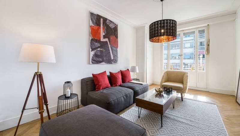 Charming 1-Bedroom Apartment with Balcony in Lively Charmilles, Geneva (1)