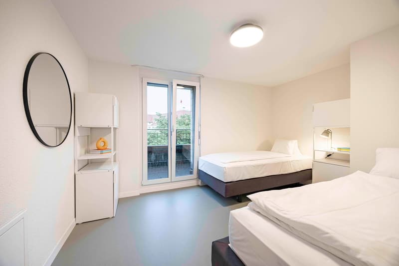 Spacious Deluxe 3-Bedroom Apartment with 2 Balconies – Bern, Kaserne (10)