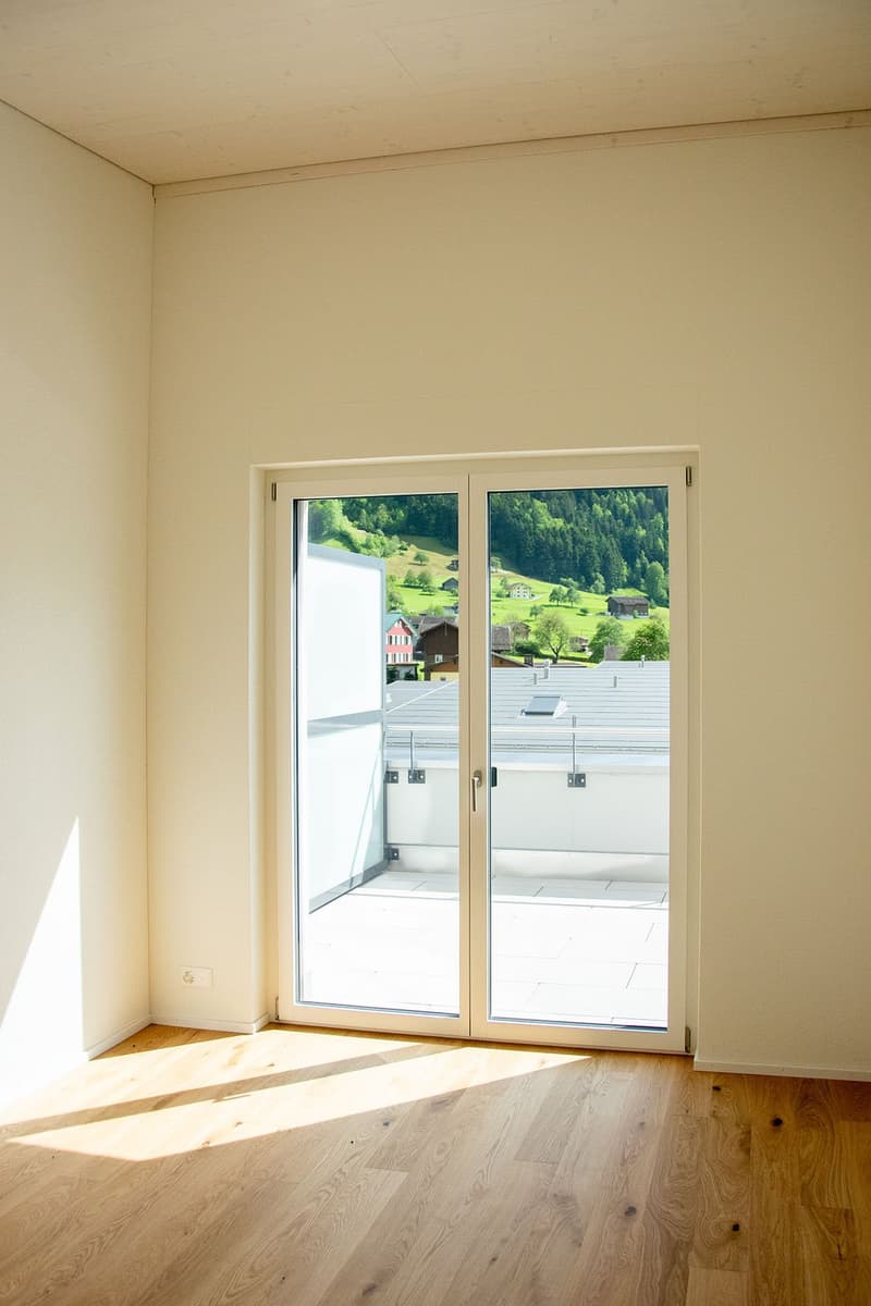 3½-Zimmer-Attika-Wohnung an ruhiger Lage (4)