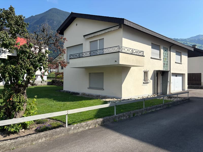 Einfamilienhaus mit Einliegerstudio an zentraler Lage in Schattdorf (1)