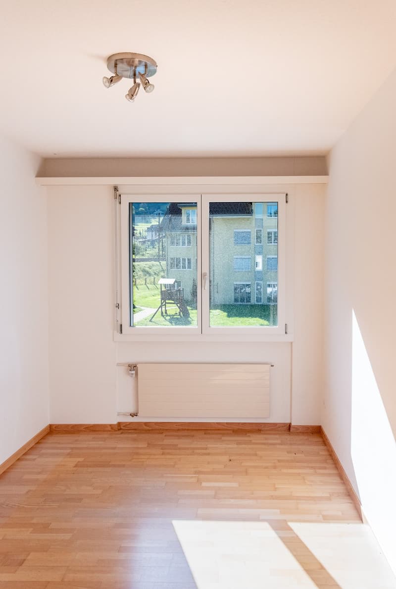 Grosszügige 4.5-Zimmer Wohnung (7)