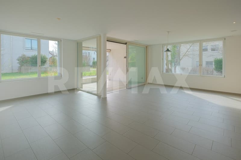 Hell, zentral und rollstuhlgängig - 3.5 Zimmer-Gartenwohnung (2)