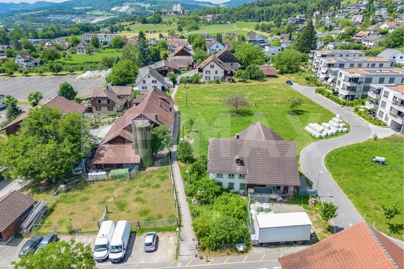 792 m² Bauland im Dorfzentrum von Möriken (2)