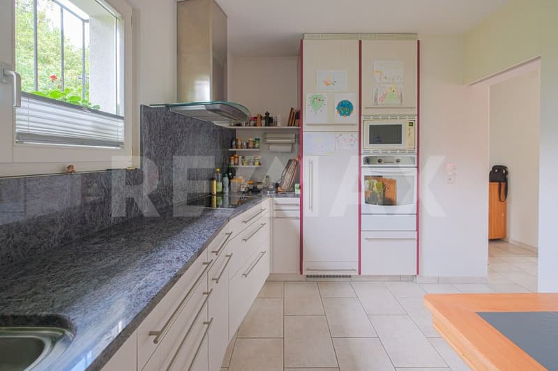 Naturverbunden Wohnen an der Aare: 4.5 Zimmer-Einfamilienhaus mit grosszügigem Garten (7)