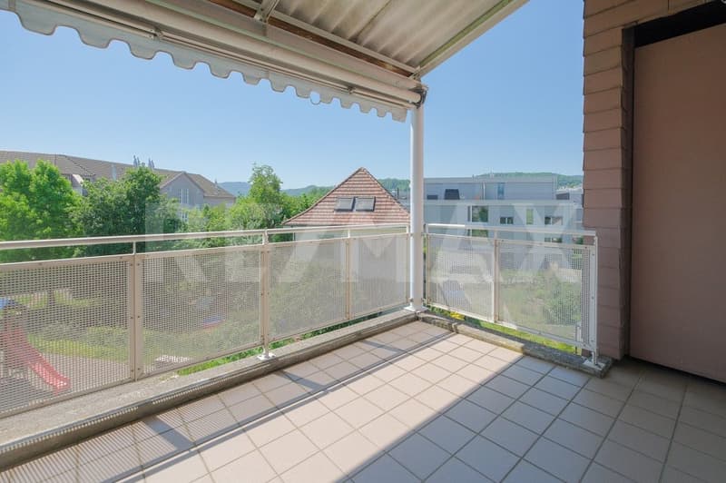Sonnig, grosszügig, zentrumsnah 4.5 Zimmer-Dachmaisonette (8)