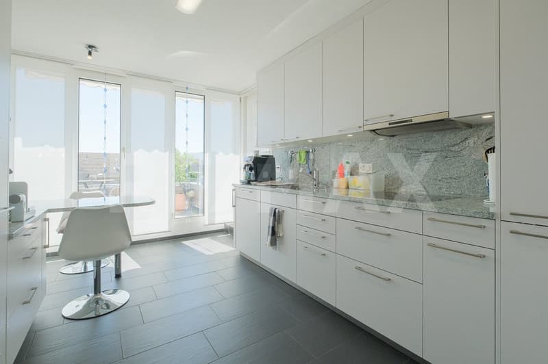 Sonnig, grosszügig, zentrumsnah 4.5 Zimmer-Dachmaisonette (5)