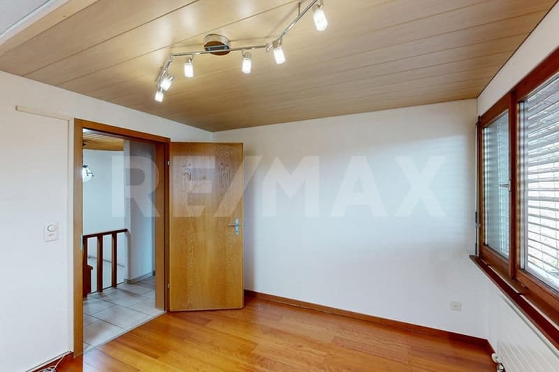 5.5 Zimmer-Einfamilienhaus am Bauzonenrand (11)