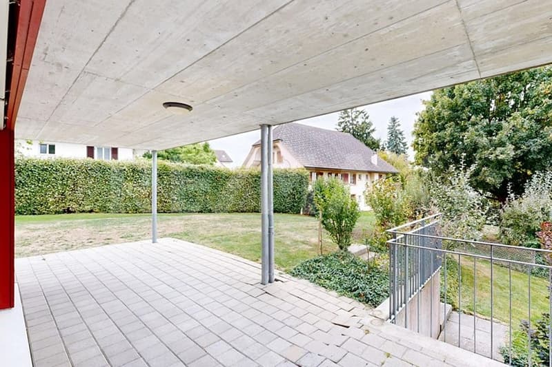 5.5 Zimmer-Gartenwohnung mit traumhafter Aussicht in Ufhusen (10)