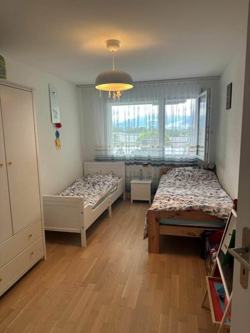 Grosszügige 3.5-Zimmer-Wohnung an ruhiger Lage (8)
