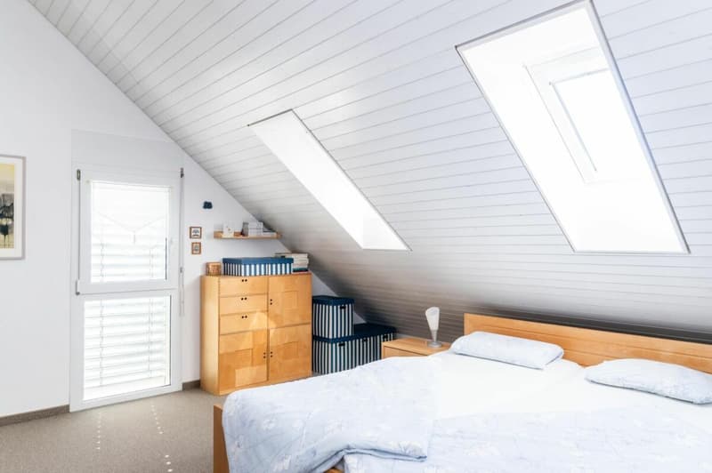 Grosse Dach-Maisonettewohnung mit Fernsicht (13)