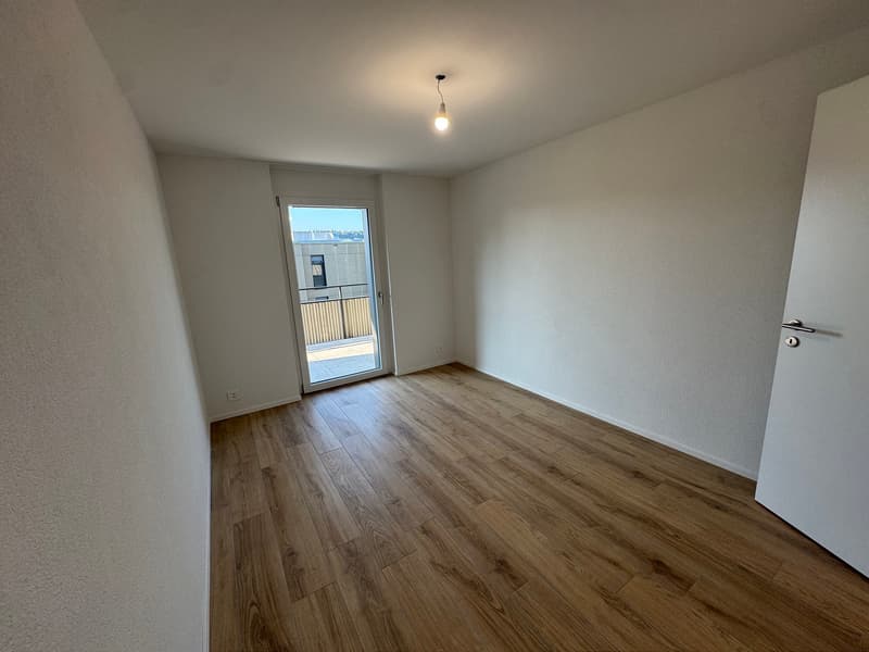 05596 - Appart. 3½ PCES - IMP. CHAMP-RIOND 8 - MATRAN (4)