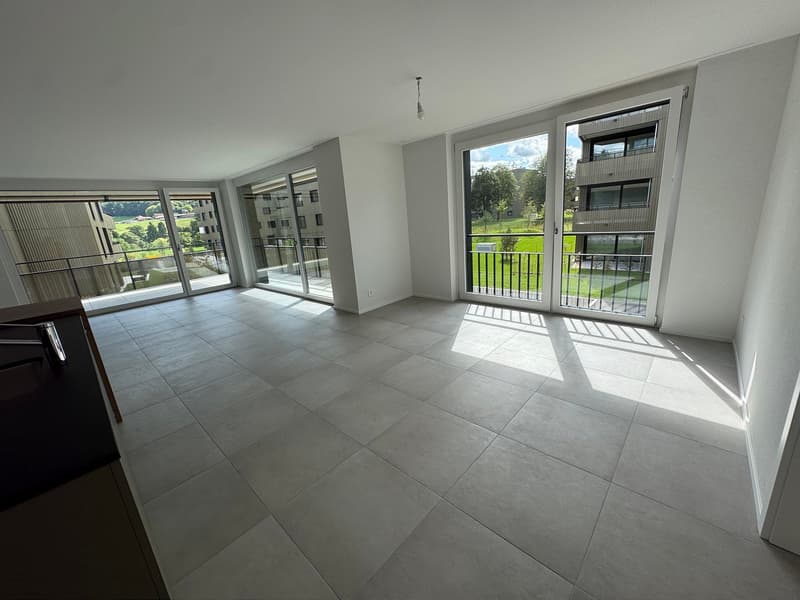 05682 - Appart. 4½ PCES - IMP. CHAMP-RIOND 22 - MATRAN (11)