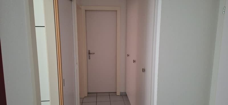 02510 - Appart. 2½ PCES - RUE LOCARNO 2 - FRIBOURG (2)