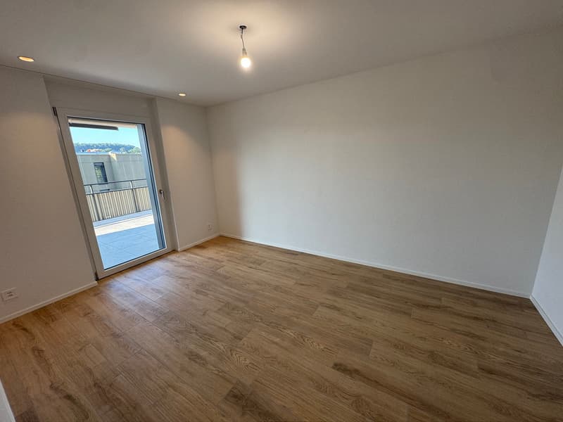 05594 - Appart. 3½ PCES - IMP. CHAMP-RIOND 8 - MATRAN (3)