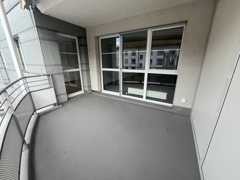 02522 - Appart. 4½ PCES - RUE LOCARNO 4 - FRIBOURG (8)