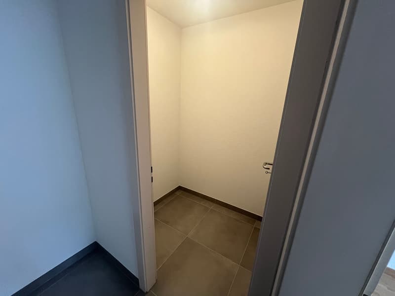 02522 - Appart. 4½ PCES - RUE LOCARNO 4 - FRIBOURG (10)
