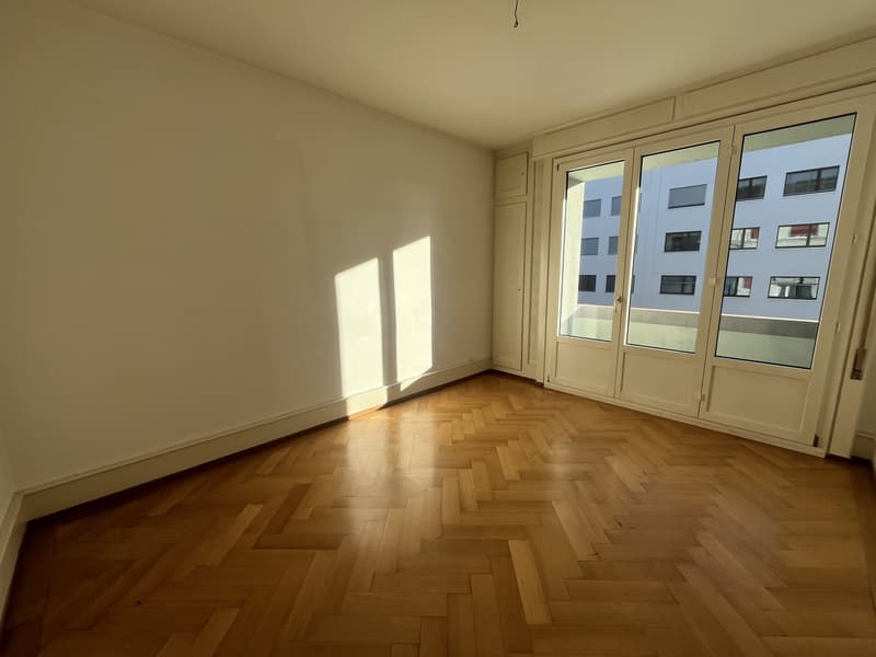 02259 - Surface commerciale - BD PEROLLES 31 - FRIBOURG (3)