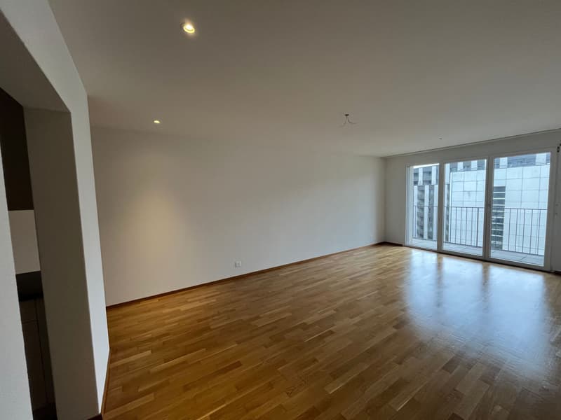 02922 - Appart. 3 PCES - RUE JACQUES-GACHOUD 6 - FRIBOURG (2)
