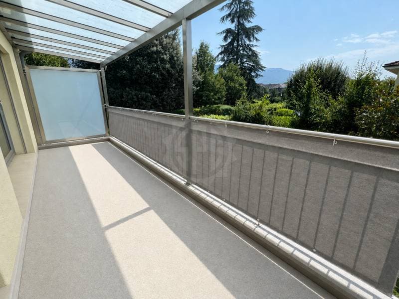 Appartement lumineux - Troinex (7)