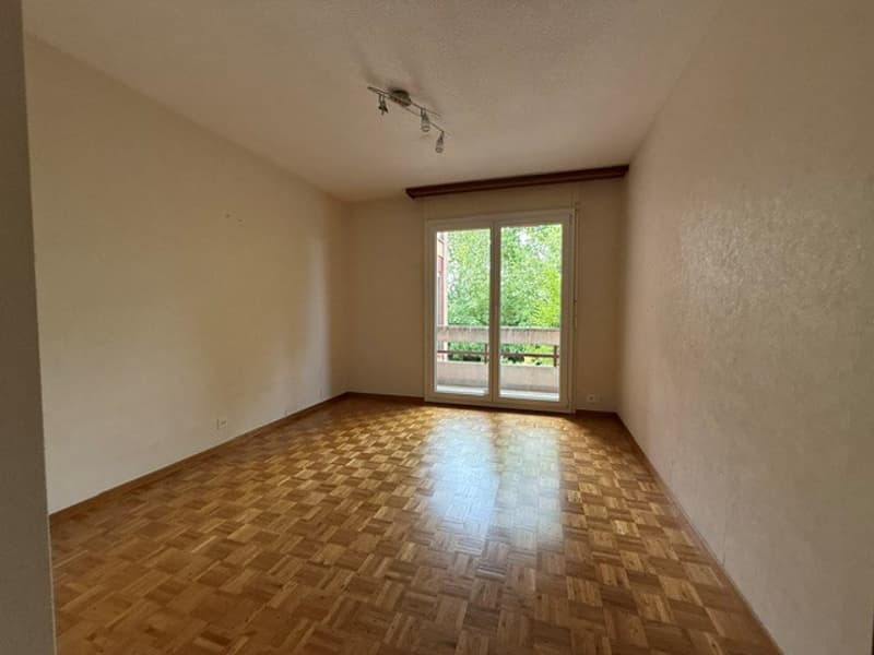 Spacieux appartement de 5.5 pièces à Savigny (7)