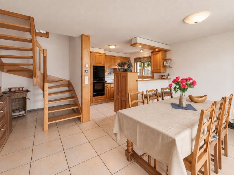 EN EXCLUSIVITÉ – Chalet avec vue imprenable sur les Préalpes fribourgeoises (22)