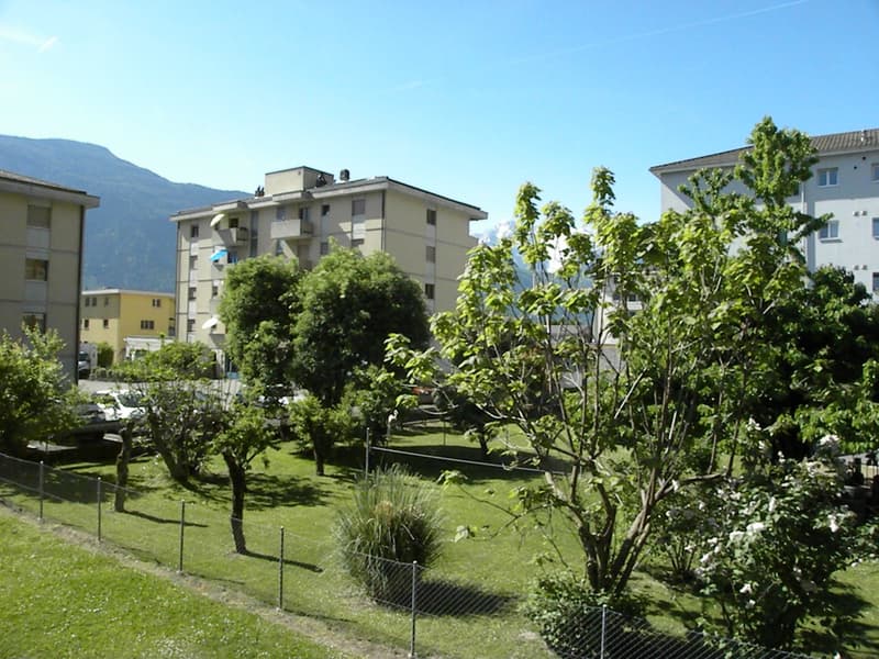Studio moderne avec balcon à Fully (4)