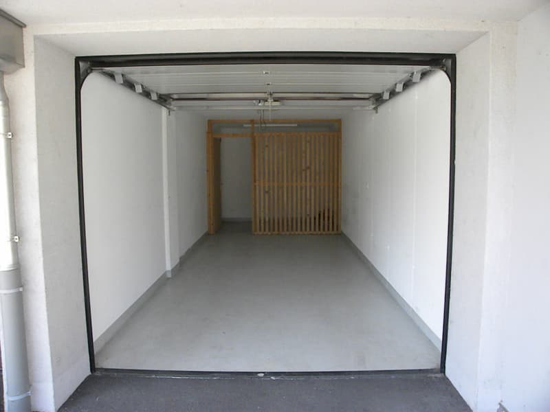 Studio moderne avec balcon à Fully (7)