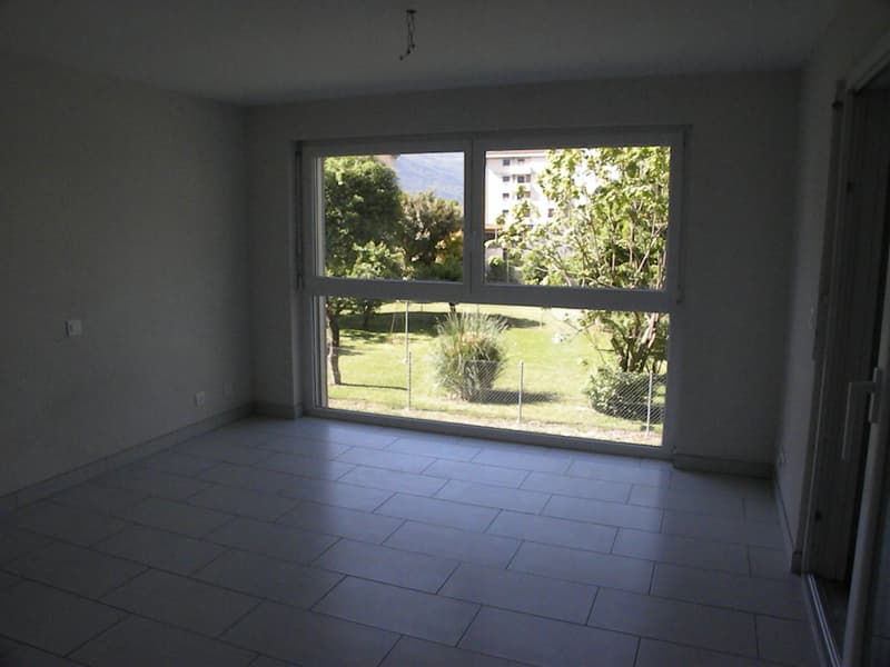 Studio moderne avec balcon à Fully (14)