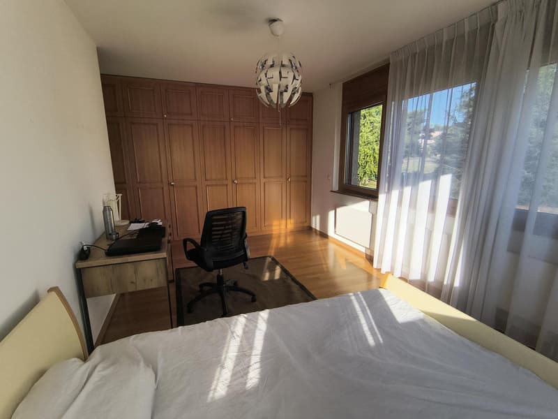 Chambre meublée N 3 (3)