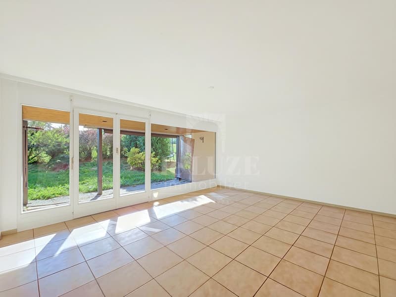 Exclusif : 3.5 pièces en rez-de-jardin avec terrasse et jardin privatif (3)