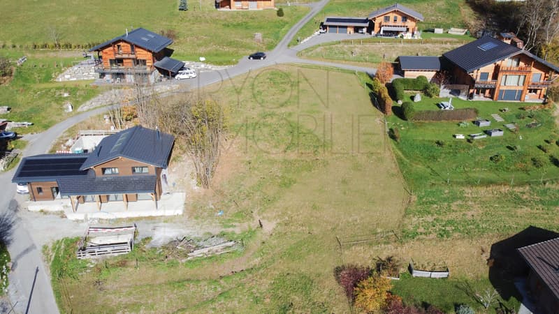 Terrain à Gryon avec permis pour chalet en résidence principale (2)