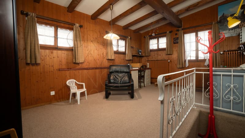 Chalet familial typique à Gryon avec jardin et dépendances (9)