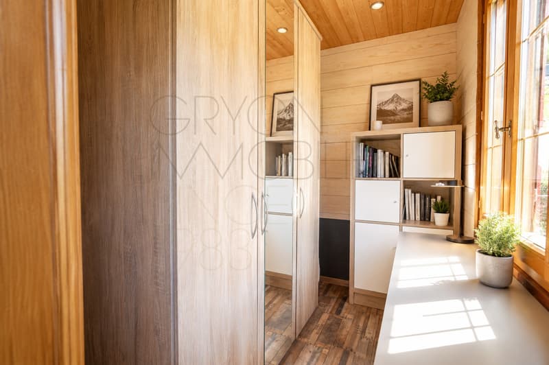 Chalet à Gryon avec studio indépendant, vue sur les montagnes. (9)
