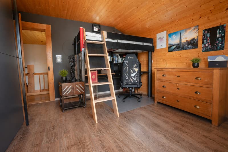 Chalet à Gryon avec studio indépendant, vue sur les montagnes. (13)