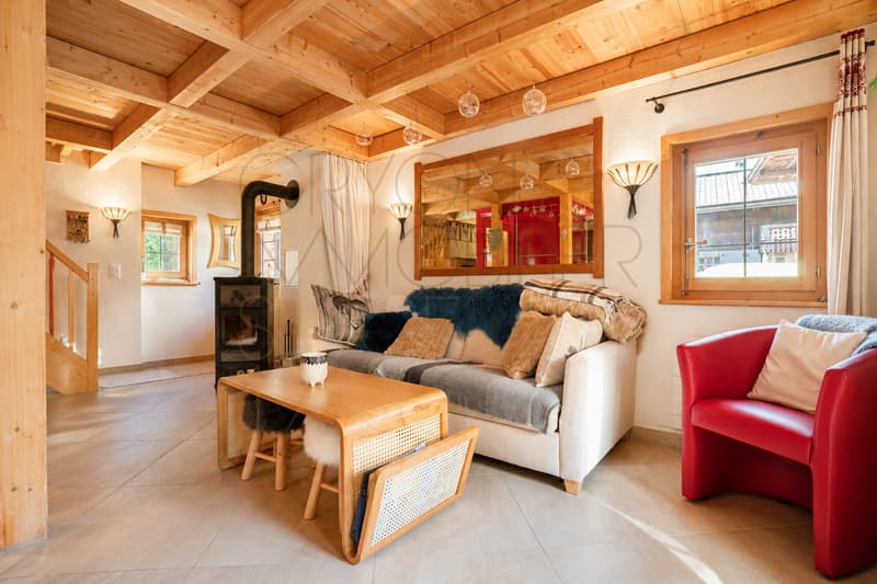 Chalet à Gryon - 110 m² entièrement rénové au coeur du village (3)