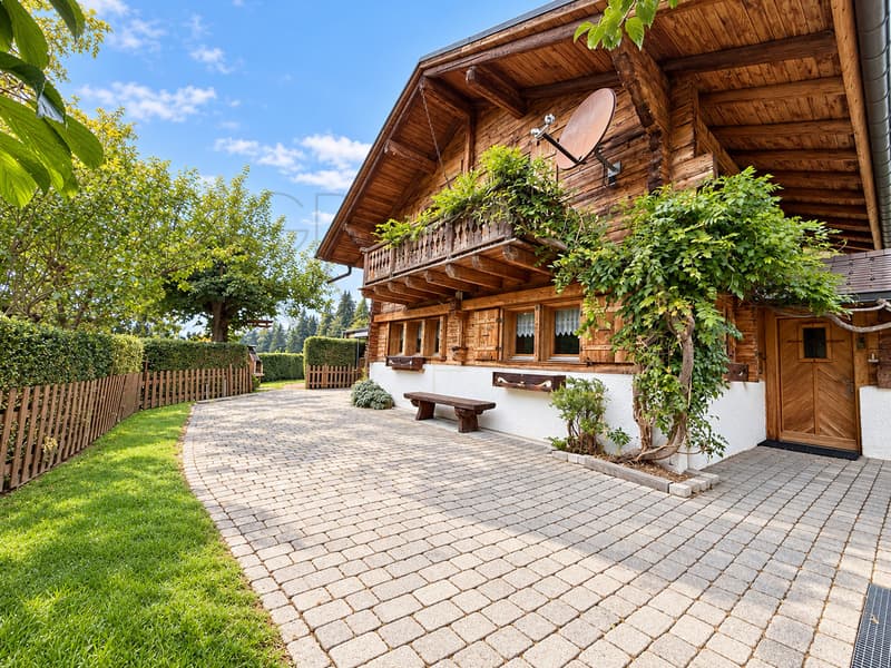 Chalet familial typique à Gryon avec jardin et dépendances (3)