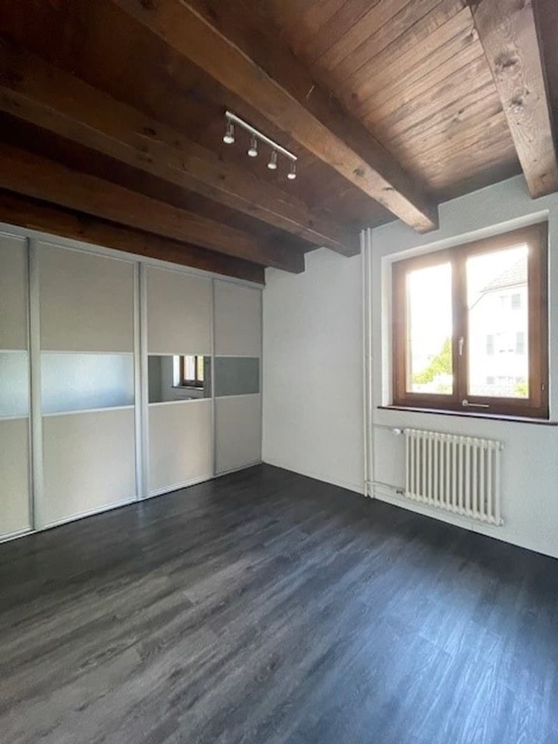 Appartement de 3,5 pièces en triplex avec terrasse proche de toutes les commodités (4)