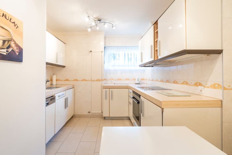 Bel appartement de 2.5 pièces avec balcon (6)
