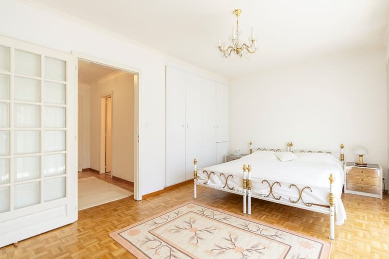 Bel appartement de 2.5 pièces avec balcon (4)