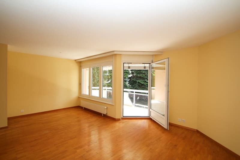 Appartement 4.5 pièces, situé au 1er étage avec balcon (5)