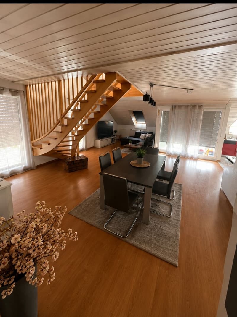 Magnifique appartement de 7 pièces en duplex au coeur d'Echallens (3)