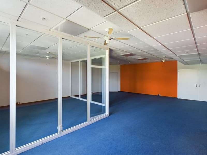Bureau de 86 m2 situé dans un centre administratif à fort passage, Crissier (3)