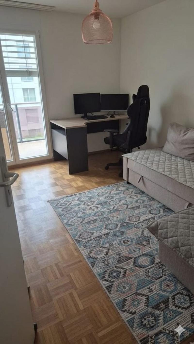 Appartement de 4.5 pièces au rez avec balcon à Nyon (3)